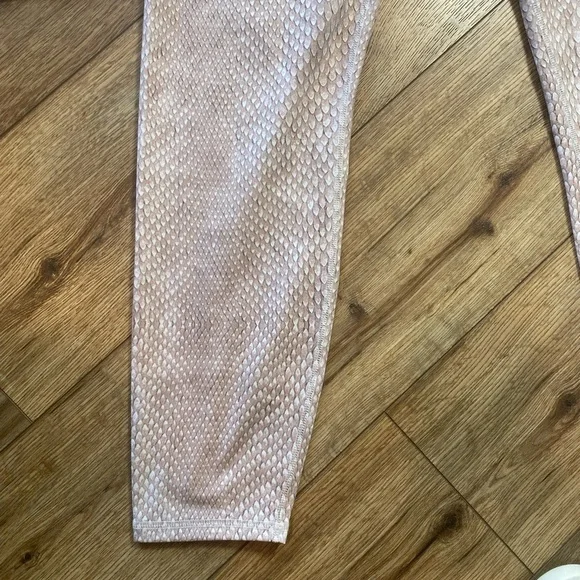 Varley Biona Tight Stone Snake print leggings - Picture 5 of 14